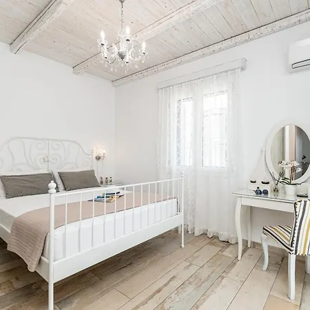 Nektar, Luxury In Chora Naxos Apartament