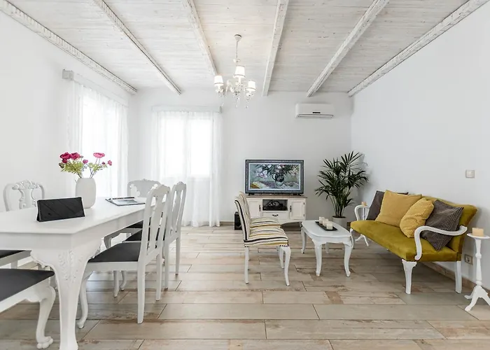 Nektar, Luxury In Chora Naxos Naxos City